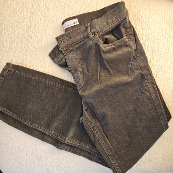 LOFT Corduroy Skinny Leg Pants/Jeans - Picture 1 of 4